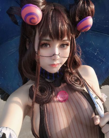 欧美床上揉胸动态图_1080高清完整版播放