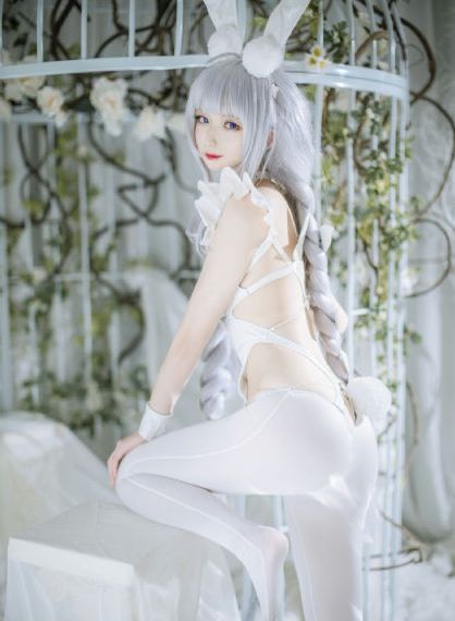 90后极品粉嫩小泬20p_成长在线视频免费观看