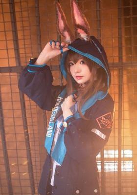 欧美女鞋新款大全_高清超清免费观看